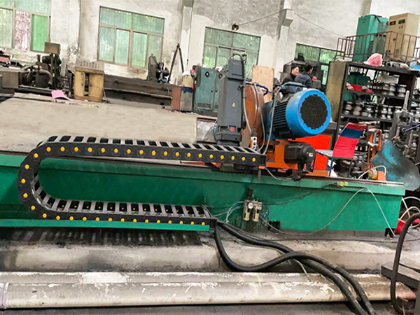 Measures to improve sawing quality of used roll forming machine
